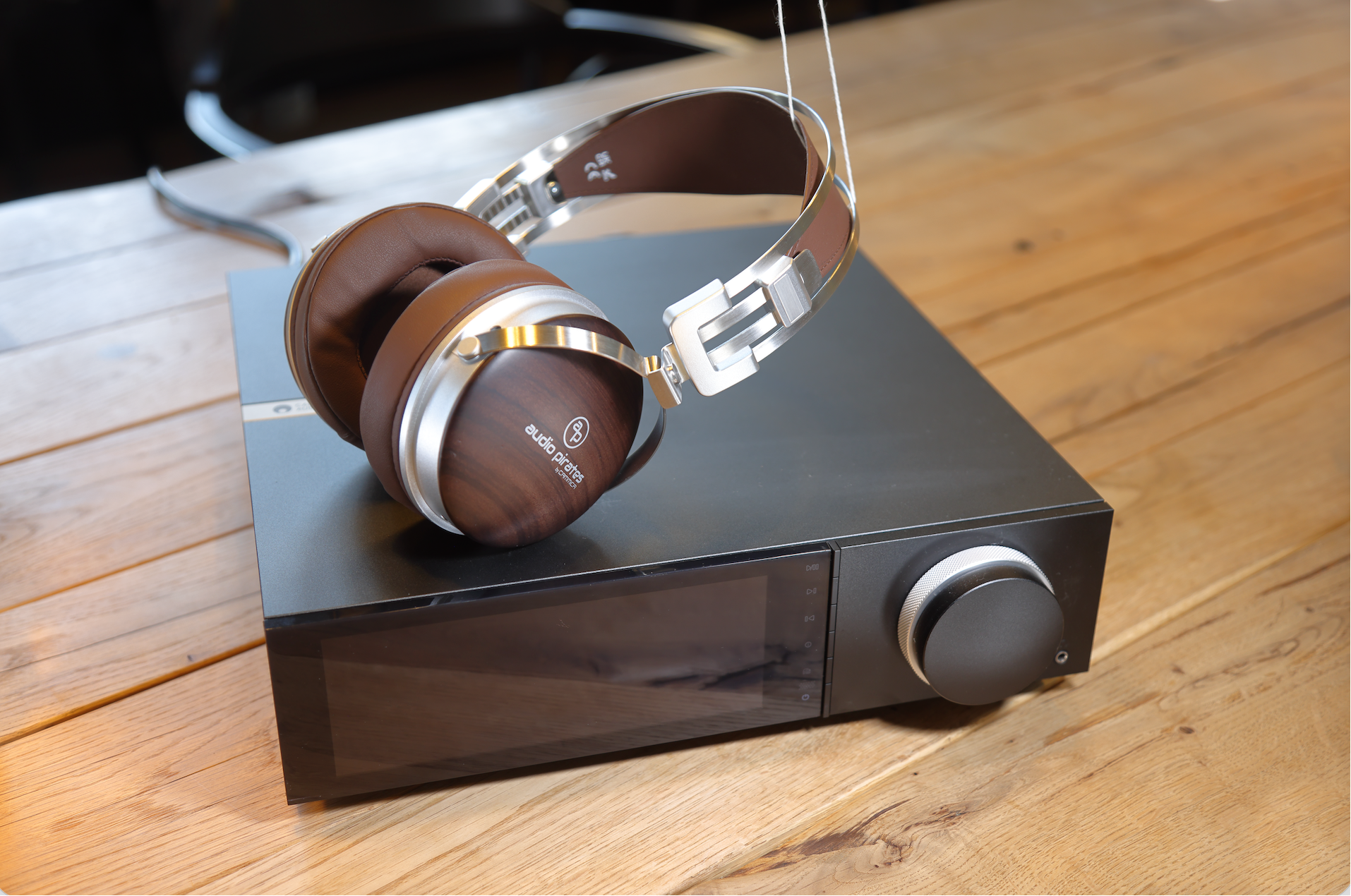 auriculares cammica H1 1.png